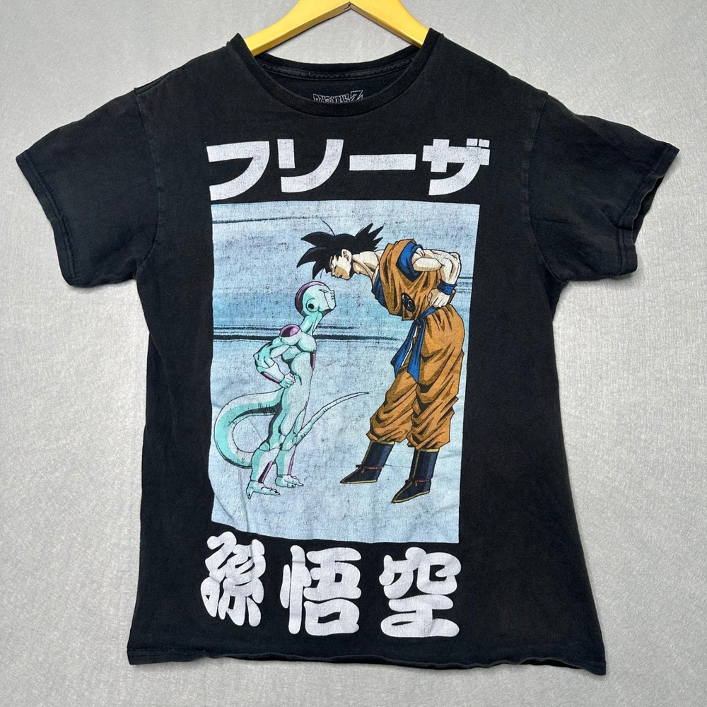 Dragon Ball Z Men T-Shirt Small Black Excellent Goku vs Frieza Anime Graphic Tee